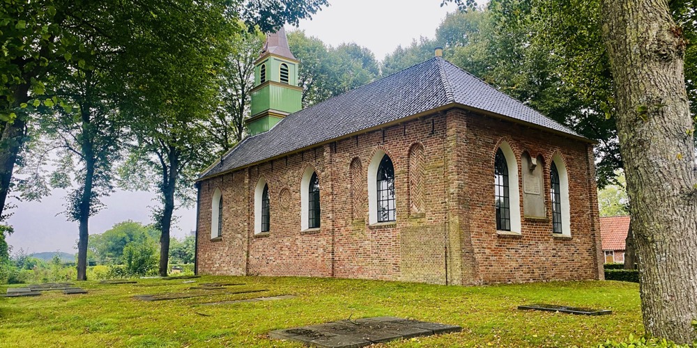 Kerk Tinallinge
