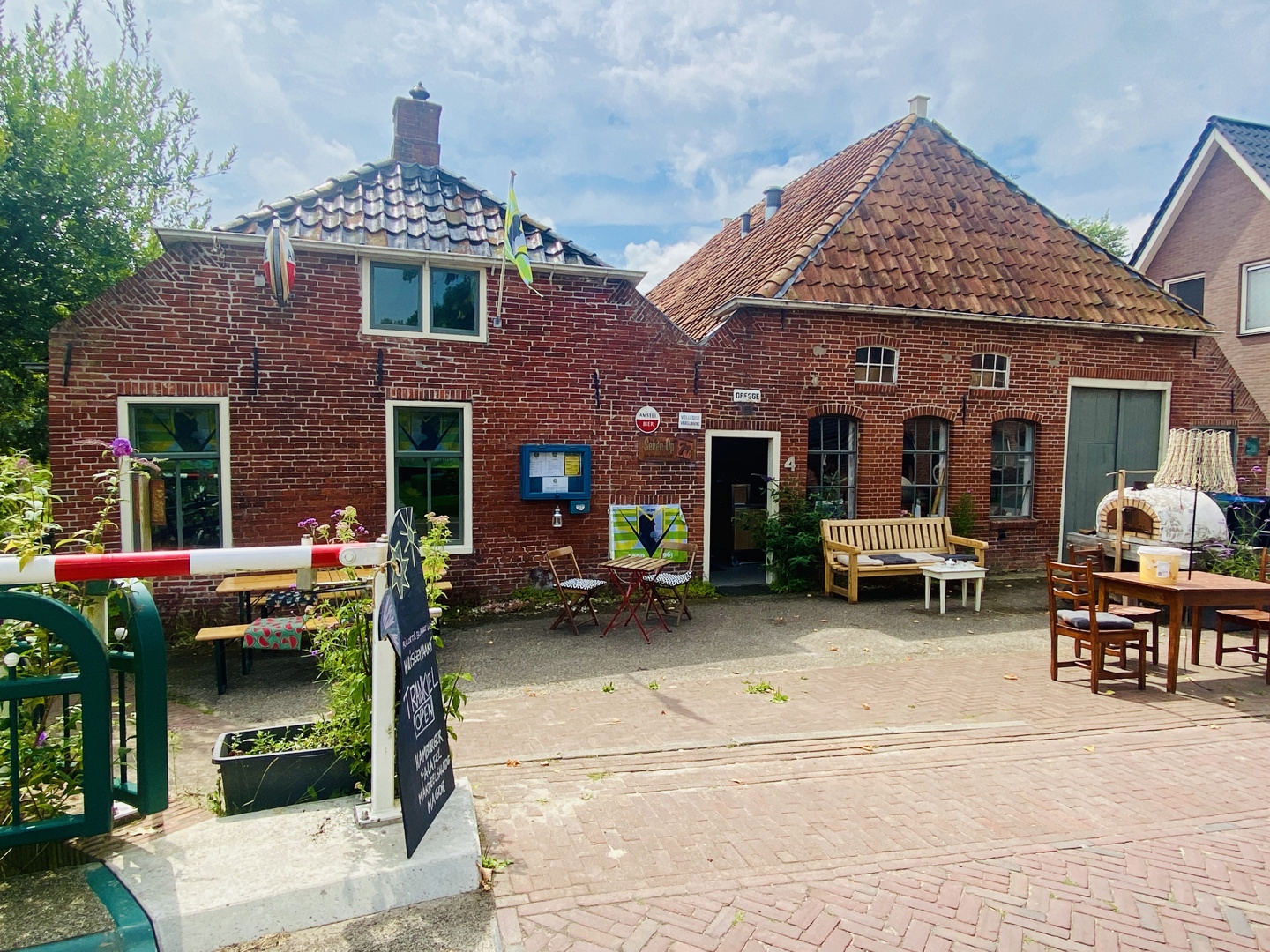 Huiskamercafé Trankiel Westerwijtwerd (1)