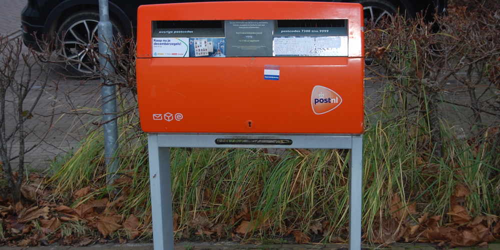 Oranje Brievenbus 1